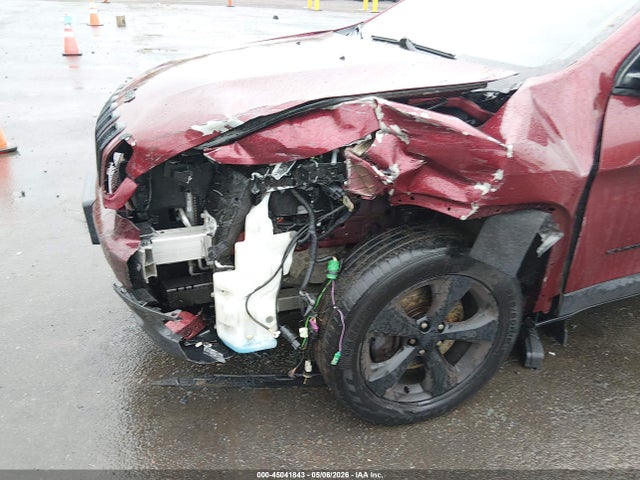 45041843 :رقم المزاد ، 1C4PJMDB4JD600190 vin ، 2018 Jeep Cherokee Limited 4x4 مزاد بيع