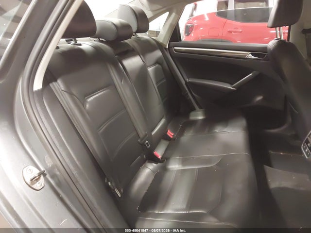 Продажа на аукционе авто 2017 Volkswagen Passat 1.8t Se, vin: 1VWGT7A31HC043888, номер лота: 45041847