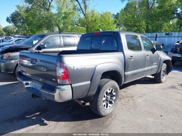 2014 Toyota Tacoma Base V6 მანქანა იყიდება აუქციონზე, vin: 3TMLU4EN3EM148001, აუქციონის ნომერი: 45041848