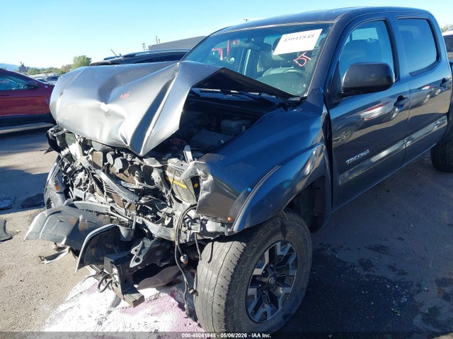 2014 Toyota Tacoma Base V6 მანქანა იყიდება აუქციონზე, vin: 3TMLU4EN3EM148001, აუქციონის ნომერი: 45041848
