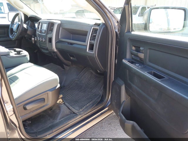 45041905 :رقم المزاد ، 1C6RR7KG0GS339847 vin ، 2016 Ram 1500 Tradesman مزاد بيع