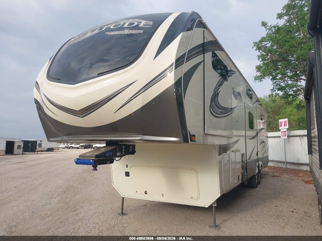 45041906 :رقم المزاد ، 573FS4228MAA01869 vin ، 2021 Grand Design Solltude مزاد بيع