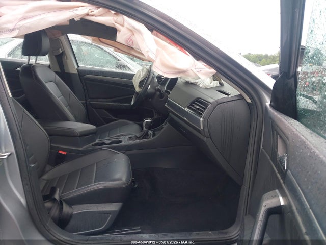 45041912 :رقم المزاد ، 3VWEM7BU1NM002053 vin ، 2022 Volkswagen Jetta 1.5t Se مزاد بيع