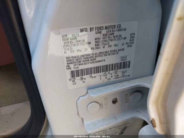 45041914 :رقم المزاد ، 1FT8W3DT1DEA89075 vin ، 2013 Ford F-350 Lariat مزاد بيع