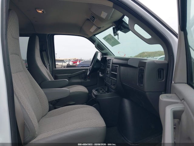 1GJZ7PF76T1189048 GMC Savana Passenger 3500 Extended Wheelbase
