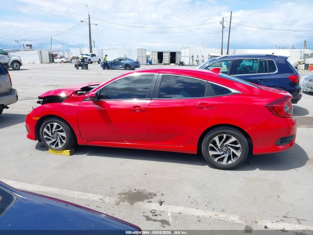 Продажа на аукционе авто 2017 Honda Civic Ex, vin: 2HGFC2F78HH551285, номер лота: 45041964