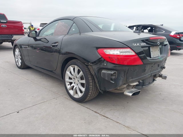 Aukcja sprzedaży 2016 Mercedes-benz Slk 300, vin: WDDPK3JAXGF123366, numer aukcji: 45041971