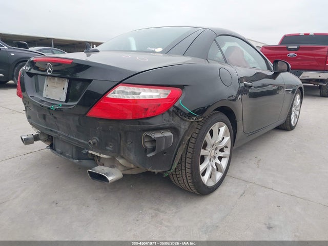 Aukcja sprzedaży 2016 Mercedes-benz Slk 300, vin: WDDPK3JAXGF123366, numer aukcji: 45041971