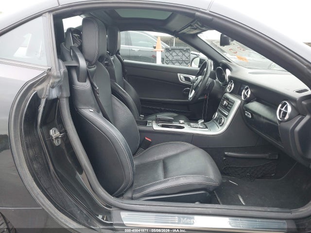 Aukcja sprzedaży 2016 Mercedes-benz Slk 300, vin: WDDPK3JAXGF123366, numer aukcji: 45041971