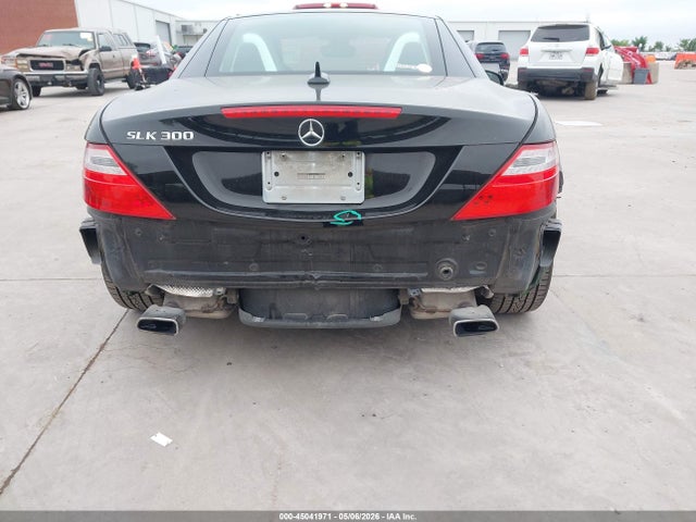 Aukcja sprzedaży 2016 Mercedes-benz Slk 300, vin: WDDPK3JAXGF123366, numer aukcji: 45041971
