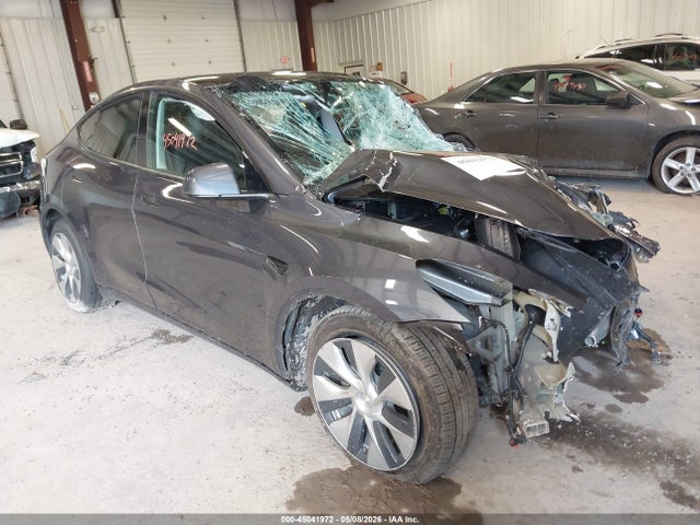 Продаж на аукціоні авто 2023 Tesla Model Y Awd/long Range Dual Motor All-wheel Drive, vin: 7SAYGDEE6PF619727, номер лоту: 45041972