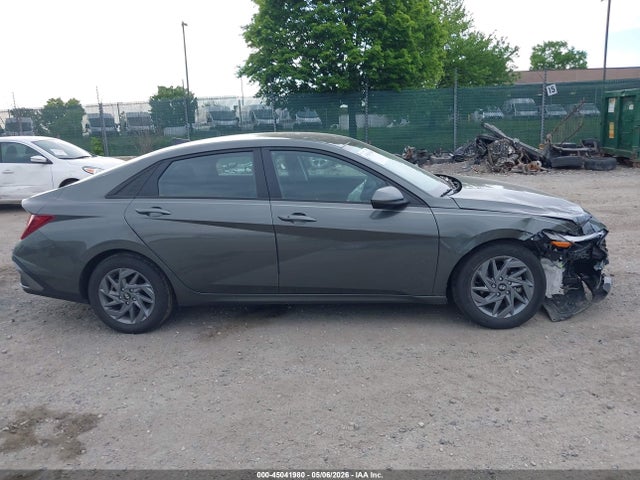 2024 Hyundai Elantra Sel მანქანა იყიდება აუქციონზე, vin: KMHLM4DGXRU697758, აუქციონის ნომერი: 45041980
