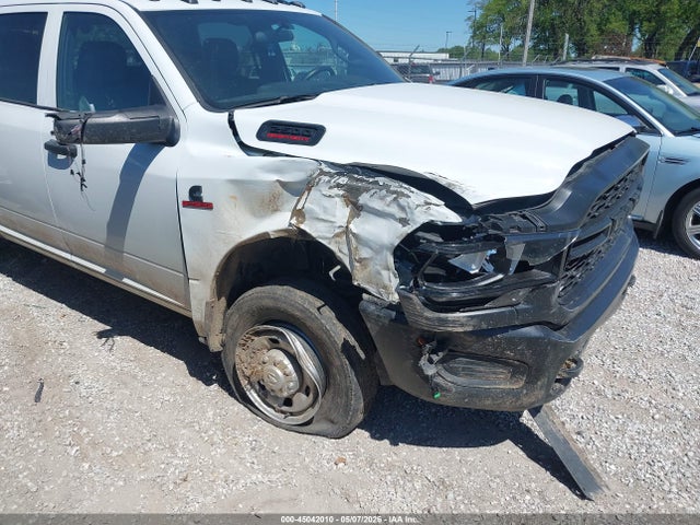 Продажа на аукционе авто 2024 Ram 2500 Tradesman  4x4 6'4 Box, vin: 3C6UR5CL7RG234551, номер лота: 45042010