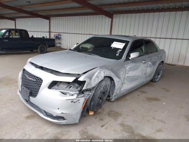 Aukcja sprzedaży 2022 Chrysler 300 S, vin: 2C3CCABGXNH205272, numer aukcji: 45042030