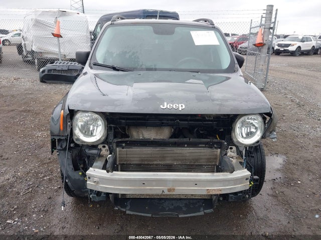45042067 :رقم المزاد ، ZACCJBAB8HPG01023 vin ، 2017 Jeep Renegade Sport 4x4 مزاد بيع