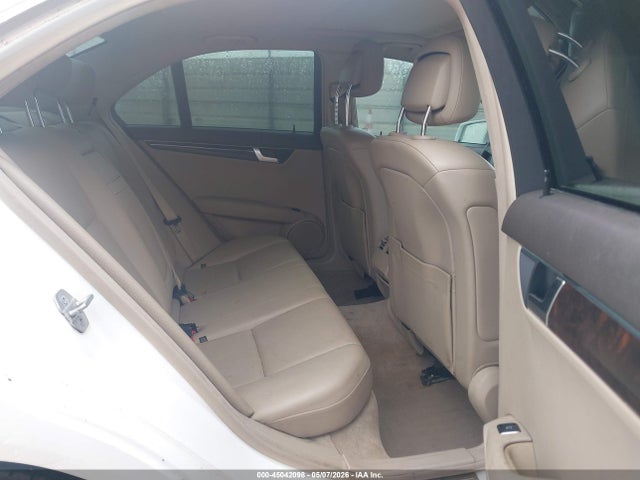Aukcja sprzedaży 2013 Mercedes-benz C 250 Sport, vin: WDDGF4HBXDR287848, numer aukcji: 45042098