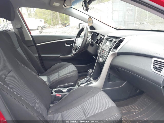 45042100 :رقم المزاد ، KMHD35LH5GU273750 vin ، 2016 Hyundai Elantra Gt مزاد بيع