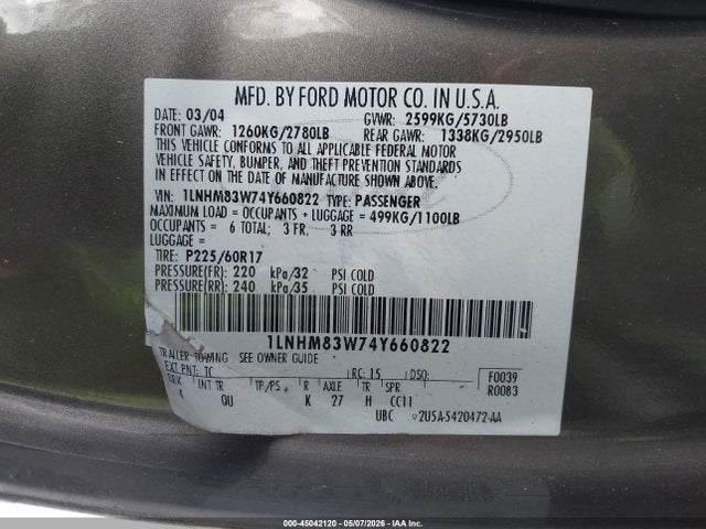 Продажа на аукционе авто 2004 Lincoln Town Car Ultimate, vin: 1LNHM83W74Y660822, номер лота: 45042120