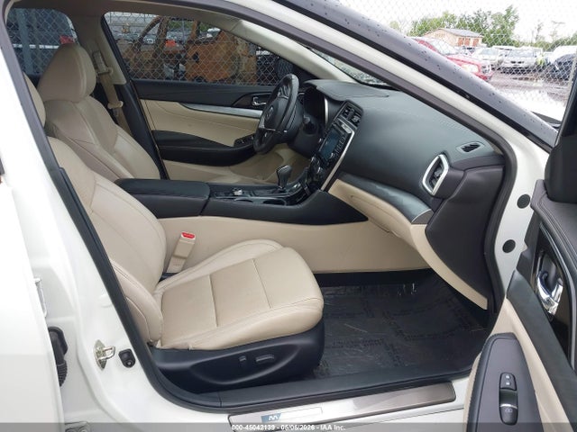 Aukcja sprzedaży 2017 Nissan Maxima 3.5 Sv, vin: 1N4AA6AP2HC415353, numer aukcji: 45042139