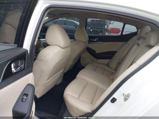 Aukcja sprzedaży 2017 Nissan Maxima 3.5 Sv, vin: 1N4AA6AP2HC415353, numer aukcji: 45042139