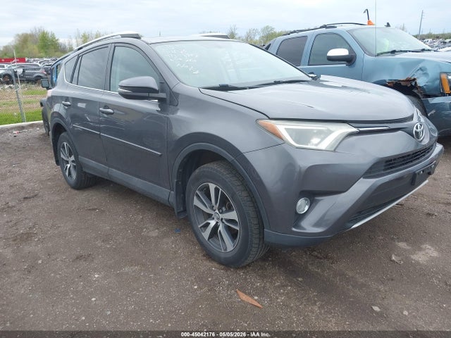 Auction sale of the 2016 Toyota Rav4 Xle, vin: 2T3RFREV4GW506760, lot number: 45042176