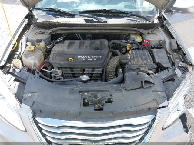 Chrysler 200 Touring 2014 1C3CCBBB4EN171590 Image 10