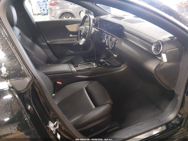 45042186 :رقم المزاد ، W1K5J4HBXSN510898 vin ، 2025 Mercedes-benz Cla 250 Coupe 4matic مزاد بيع