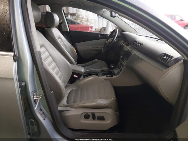 Продажа на аукционе авто 2006 Volkswagen Passat 3.6, vin: WVWCU93C76P088489, номер лота: 45042194