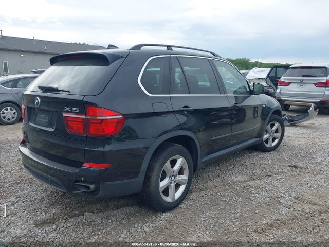 45042196 :رقم المزاد ، 5UXZV8C52BL418929 vin ، 2011 Bmw X5 Xdrive50i مزاد بيع