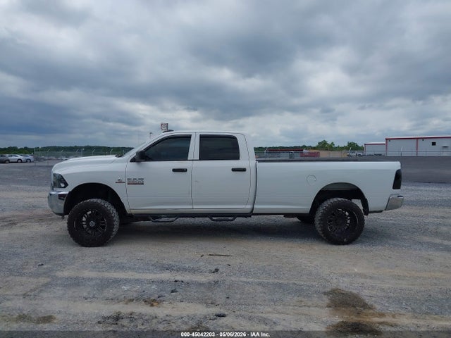 Aukcja sprzedaży 2017 Ram 2500 Tradesman  4x4 8' Box, vin: 3C6UR5HL8HG554422, numer aukcji: 45042203