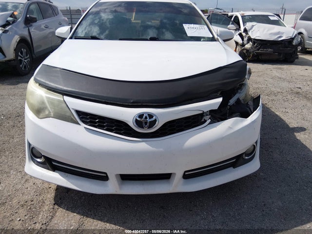 2014 Toyota Camry Se მანქანა იყიდება აუქციონზე, vin: 4T1BF1FK4EU381286, აუქციონის ნომერი: 45042257