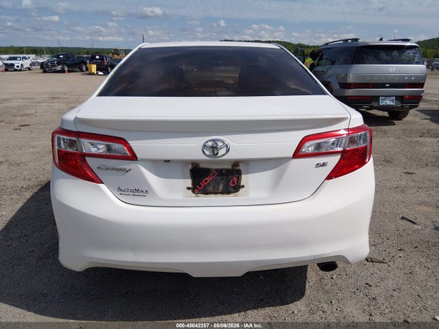 2014 Toyota Camry Se მანქანა იყიდება აუქციონზე, vin: 4T1BF1FK4EU381286, აუქციონის ნომერი: 45042257