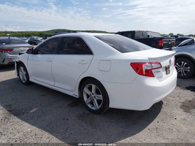 2014 Toyota Camry Se მანქანა იყიდება აუქციონზე, vin: 4T1BF1FK4EU381286, აუქციონის ნომერი: 45042257