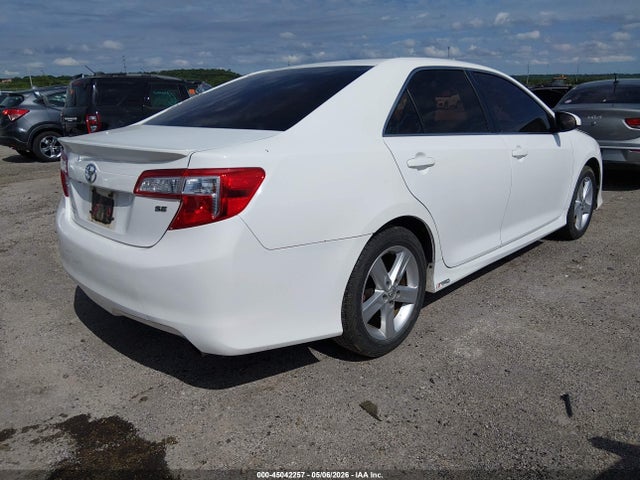 2014 Toyota Camry Se მანქანა იყიდება აუქციონზე, vin: 4T1BF1FK4EU381286, აუქციონის ნომერი: 45042257