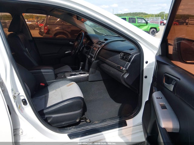 2014 Toyota Camry Se მანქანა იყიდება აუქციონზე, vin: 4T1BF1FK4EU381286, აუქციონის ნომერი: 45042257