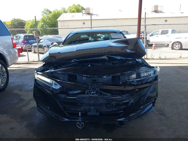 Продажа на аукционе авто 2018 Honda Accord Sport, vin: 1HGCV1F36JA087728, номер лота: 45042273