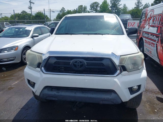 45042290 :رقم المزاد ، 5TFLU4EN5FX117814 vin ، 2015 Toyota Tacoma Base V6 مزاد بيع