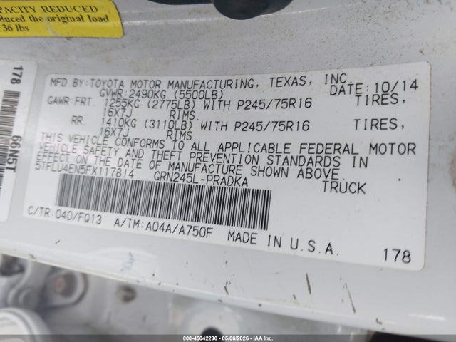 45042290 :رقم المزاد ، 5TFLU4EN5FX117814 vin ، 2015 Toyota Tacoma Base V6 مزاد بيع