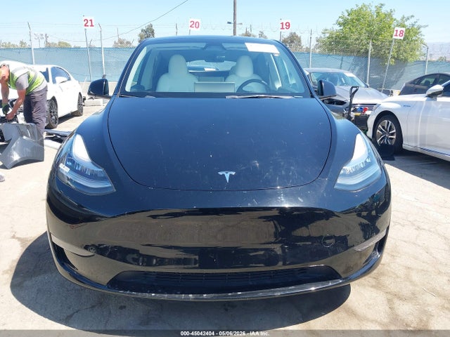 45042404 :رقم المزاد ، 7SAYGDEE1PA147708 vin ، 2023 Tesla Model Y Awd/long Range Dual Motor All-wheel Drive مزاد بيع