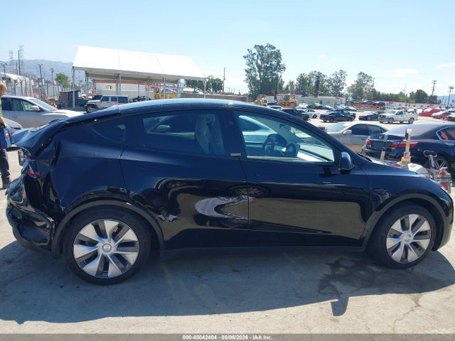 45042404 :رقم المزاد ، 7SAYGDEE1PA147708 vin ، 2023 Tesla Model Y Awd/long Range Dual Motor All-wheel Drive مزاد بيع
