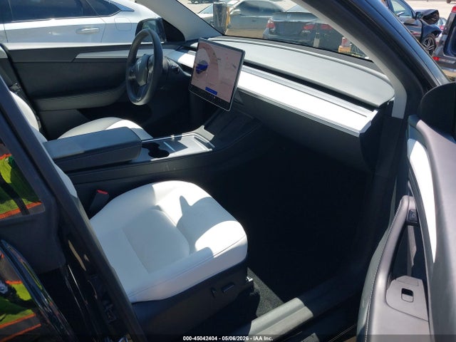 45042404 :رقم المزاد ، 7SAYGDEE1PA147708 vin ، 2023 Tesla Model Y Awd/long Range Dual Motor All-wheel Drive مزاد بيع