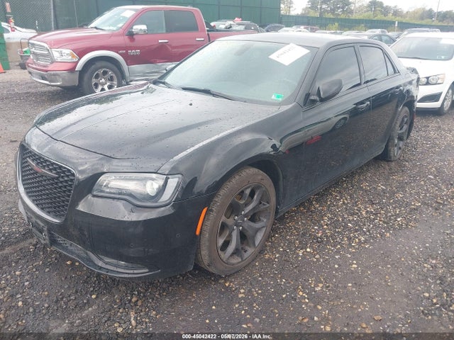 45042422 :رقم المزاد ، 2C3CCABG8MH532848 vin ، 2021 Chrysler 300 300s مزاد بيع