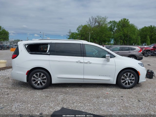 Chrysler Pacifica Hybrid Pinnacle 2021 2C4RC1N74MR536133 Image 13