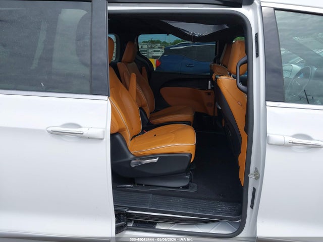 Chrysler Pacifica Hybrid Pinnacle 2021 2C4RC1N74MR536133 Image 8