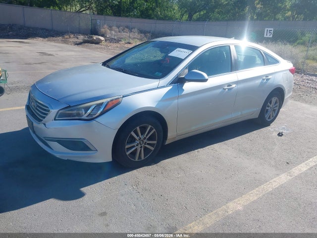 Продажа на аукционе авто 2016 Hyundai Sonata Se, vin: 5NPE24AF5GH329378, номер лота: 45042457
