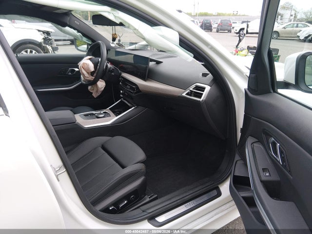 45042487 :رقم المزاد ، 3MW89CW05S8F08407 vin ، 2025 Bmw 330i Xdrive مزاد بيع