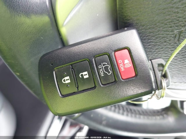 45042490 :رقم المزاد ، 5TDJZRFH7KS990916 vin ، 2019 Toyota Highlander Se مزاد بيع