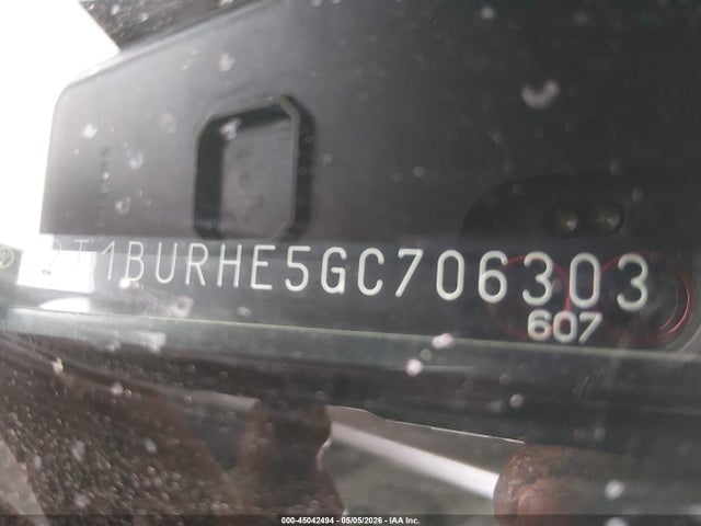 2T1BURHE5GC706303 Toyota COROLLA LE