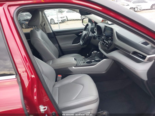 Продажа на аукционе авто 2021 Toyota Highlander Xle, vin: 5TDGZRBH3MS059123, номер лота: 45042495