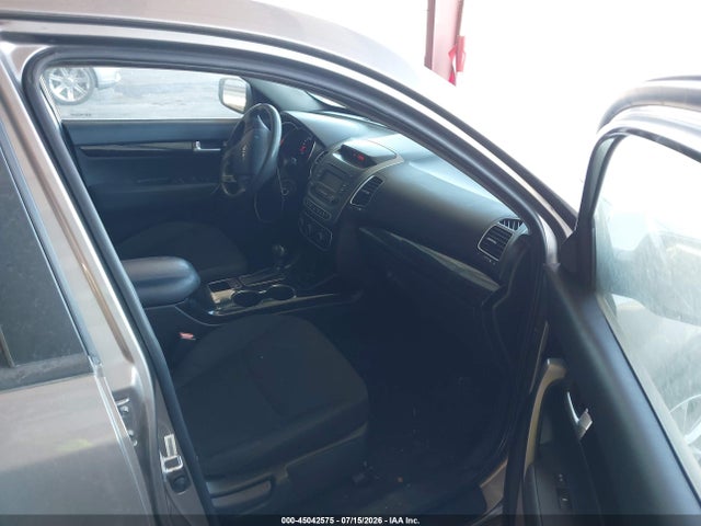 KIA SORENTO LX 2015 5XYKT3A64FG625752 Image 5